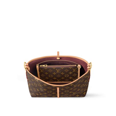 lv carryall pm size.